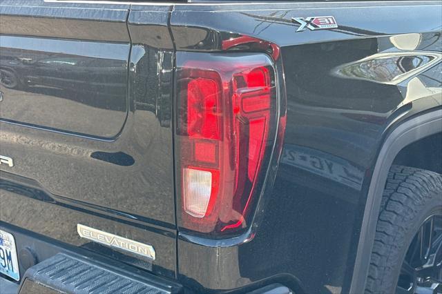 used 2022 GMC Sierra 1500 car, priced at $45,900