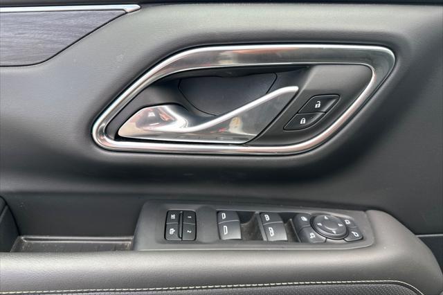 used 2024 GMC Yukon car, priced at $65,995