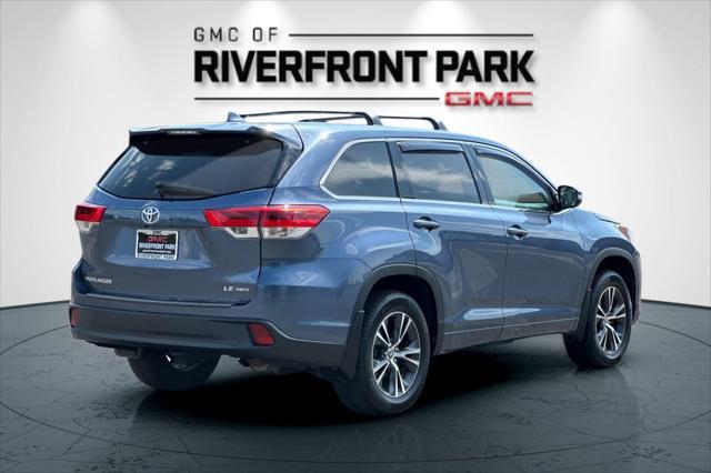 used 2018 Toyota Highlander car, priced at $26,995