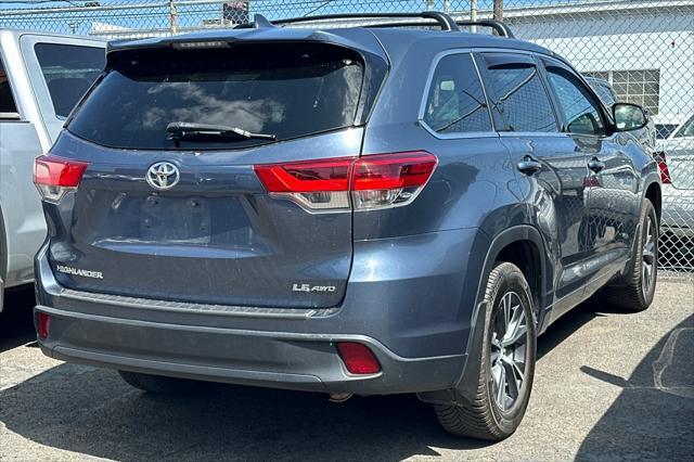 used 2018 Toyota Highlander car, priced at $26,995