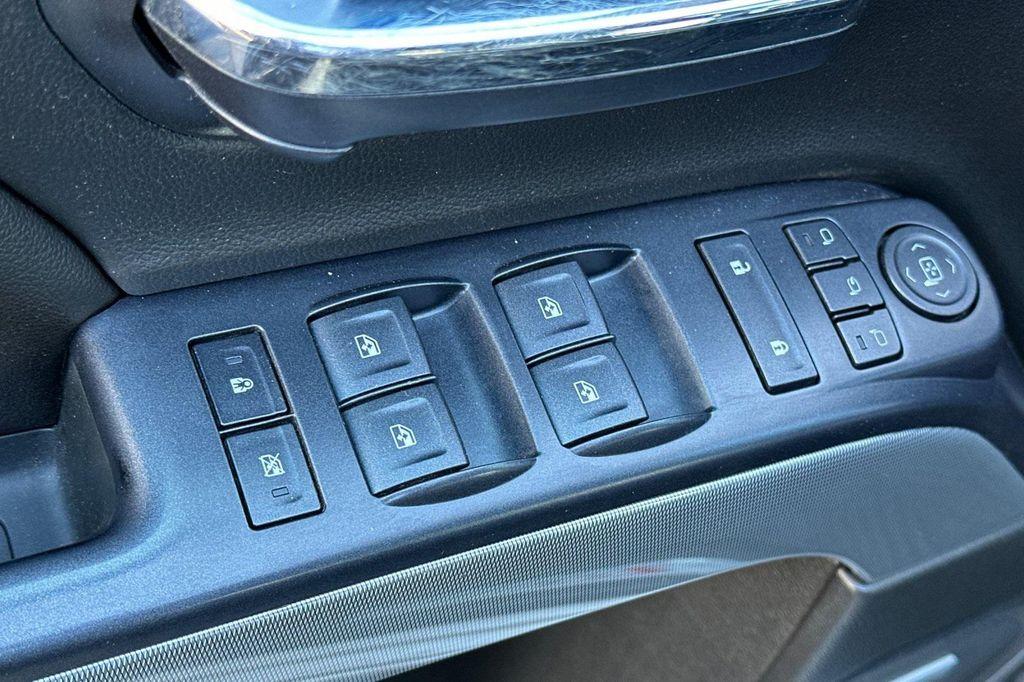 used 2014 Chevrolet Silverado 1500 car, priced at $21,400