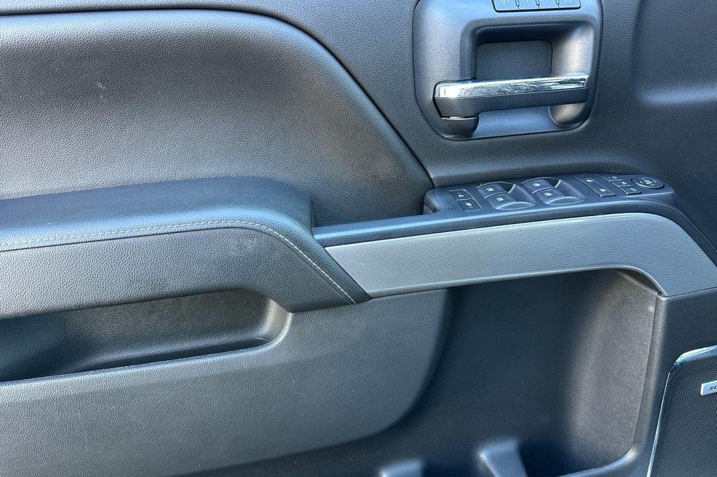 used 2014 Chevrolet Silverado 1500 car, priced at $21,400