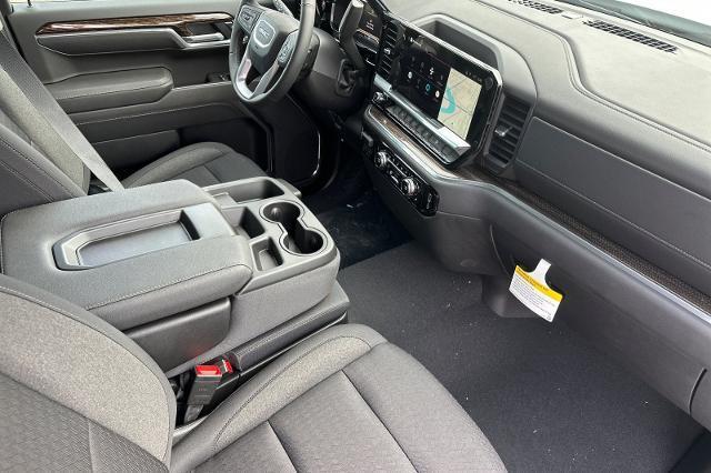 new 2025 GMC Sierra 1500 car, priced at $53,640