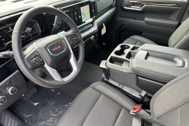 new 2025 GMC Sierra 1500 car, priced at $53,640