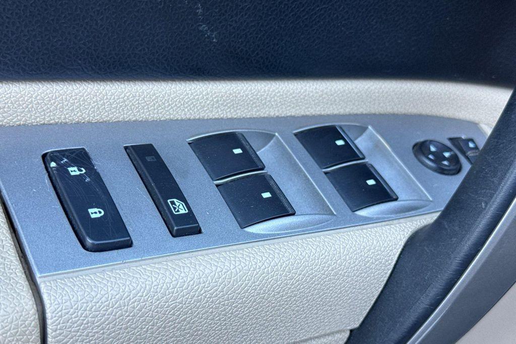used 2011 GMC Sierra 2500 car, priced at $20,885