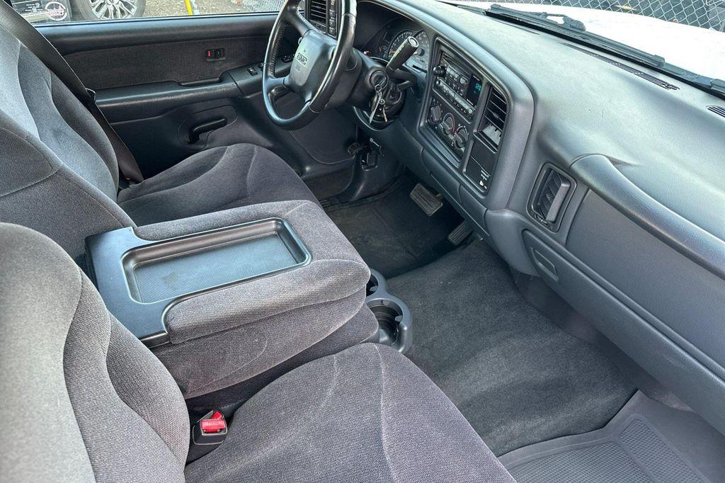 used 2001 GMC Sierra 2500 car, priced at $12,000
