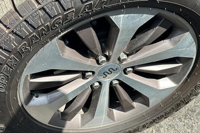 used 2019 Ford F-150 car, priced at $27,995
