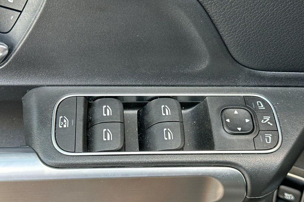 used 2023 Mercedes-Benz GLB 250 car, priced at $30,200