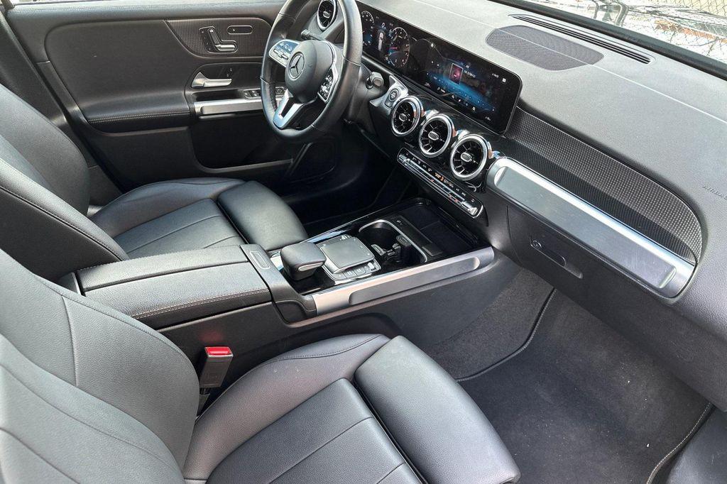 used 2023 Mercedes-Benz GLB 250 car, priced at $30,200
