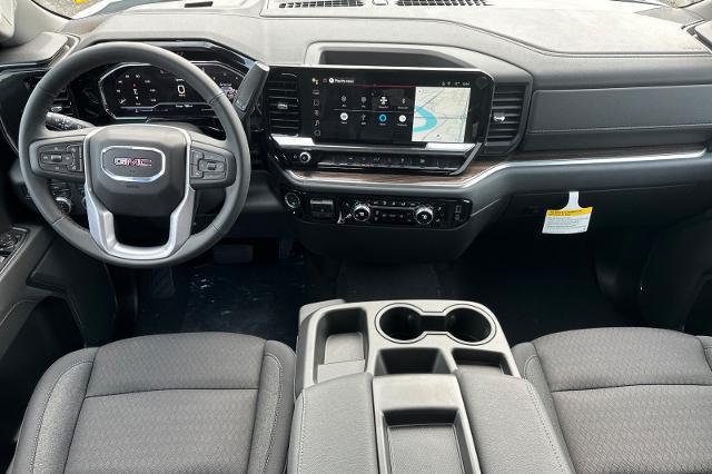new 2025 GMC Sierra 1500 car, priced at $53,640