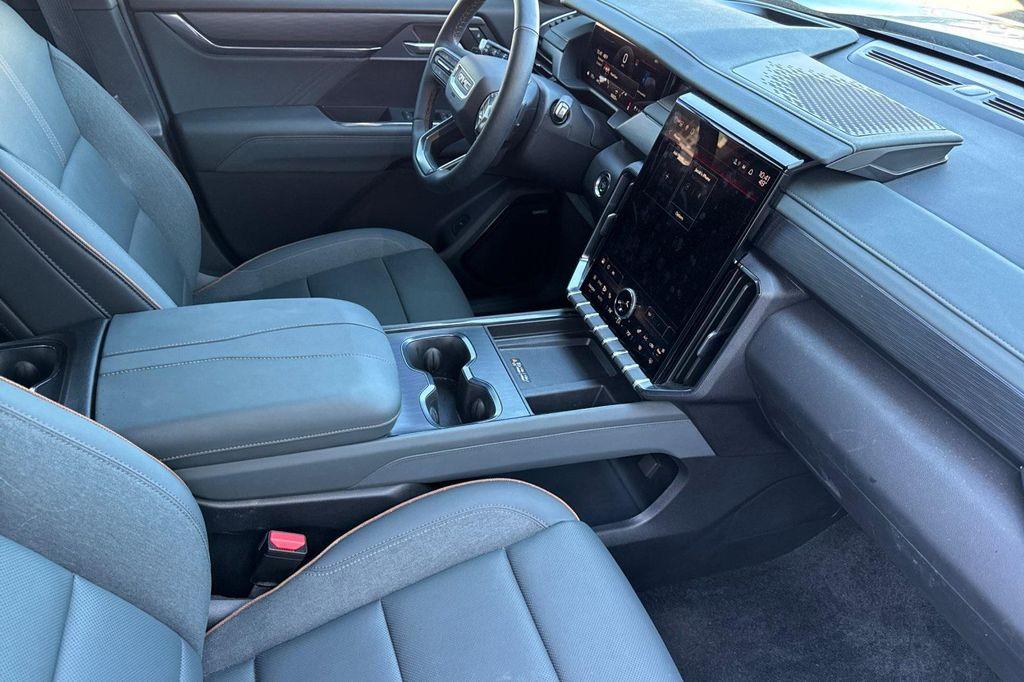 used 2024 GMC Acadia car, priced at $51,900