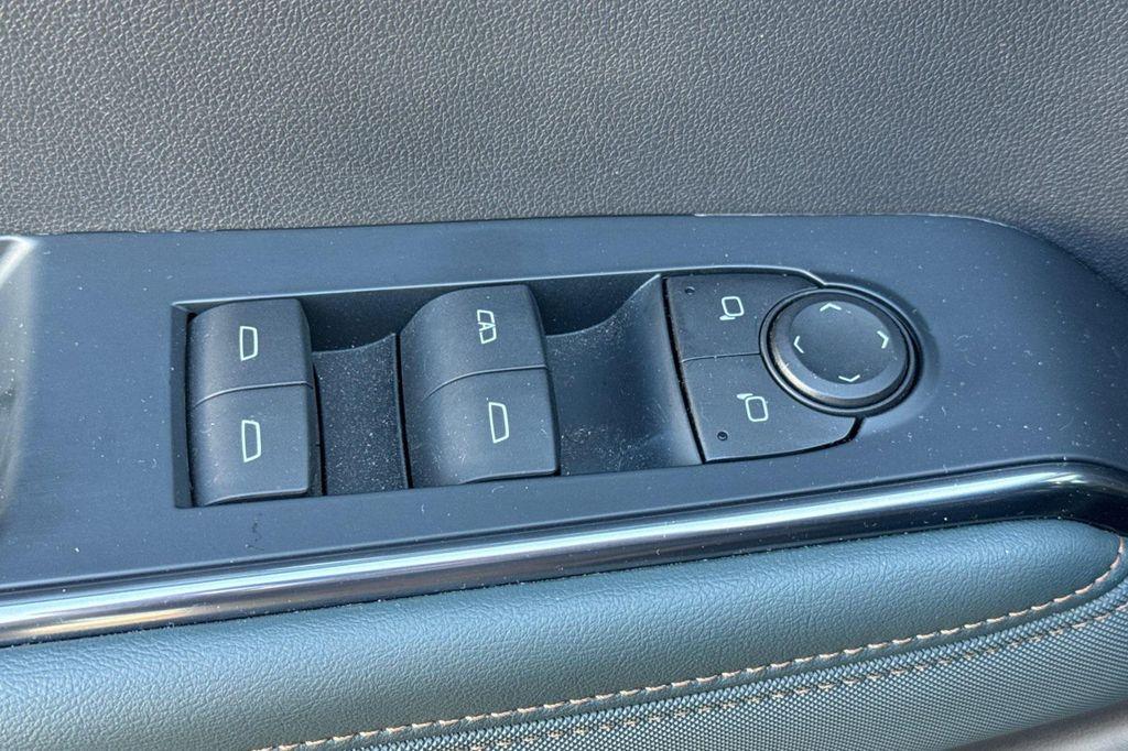 used 2024 GMC Acadia car, priced at $51,900