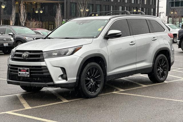 used 2019 Toyota Highlander car, priced at $29,400