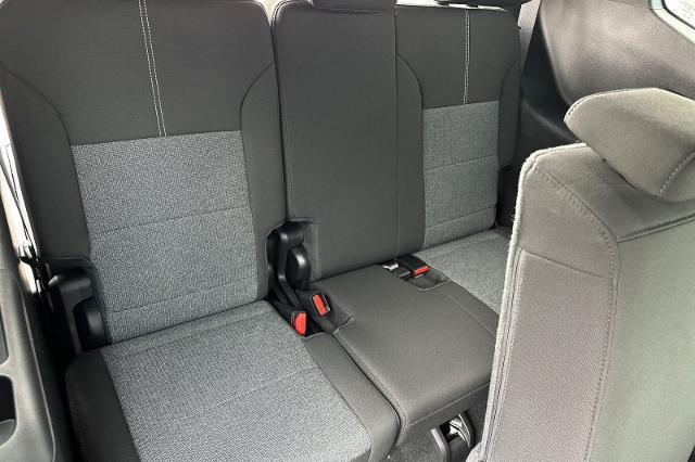 new 2025 GMC Acadia car, priced at $46,645