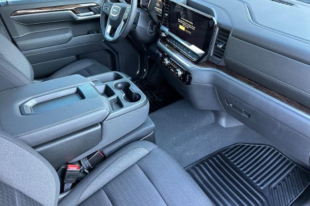 new 2025 GMC Sierra 1500 car, priced at $61,335