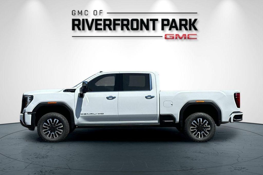 used 2025 GMC Sierra 2500 car, priced at $90,900