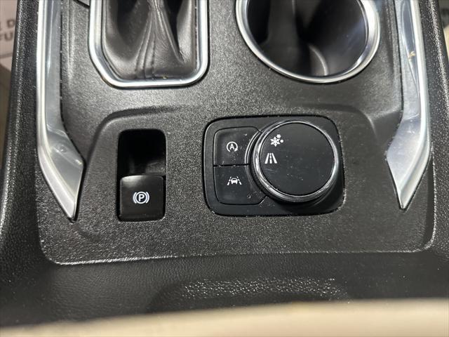 used 2022 Chevrolet Traverse car, priced at $26,990