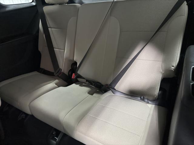 used 2022 Chevrolet Traverse car, priced at $26,990