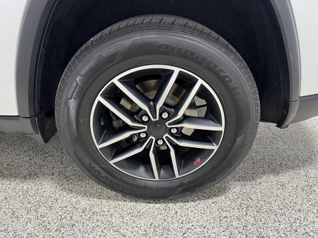 used 2020 Jeep Grand Cherokee car, priced at $22,993