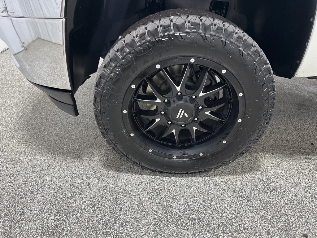 used 2011 Chevrolet Silverado 2500 car, priced at $19,991