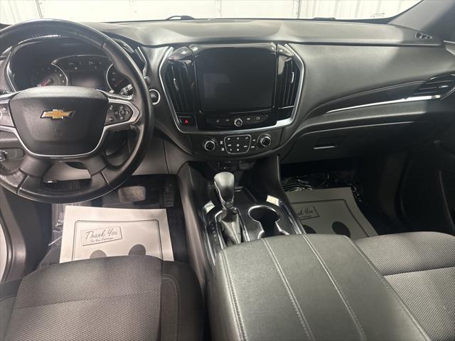used 2022 Chevrolet Traverse car, priced at $25,990