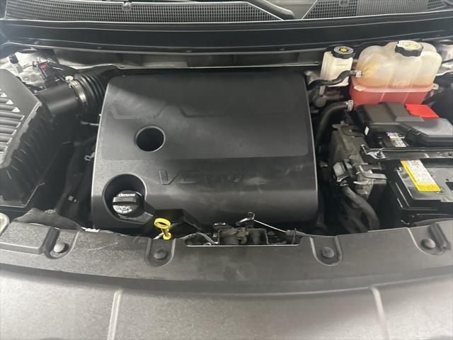 used 2022 Chevrolet Traverse car, priced at $25,990