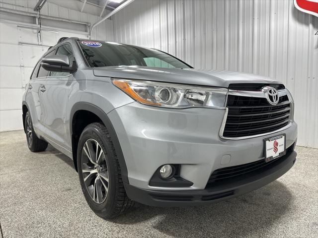 used 2016 Toyota Highlander car, priced at $22,490