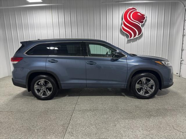 used 2019 Toyota Highlander car, priced at $27,990