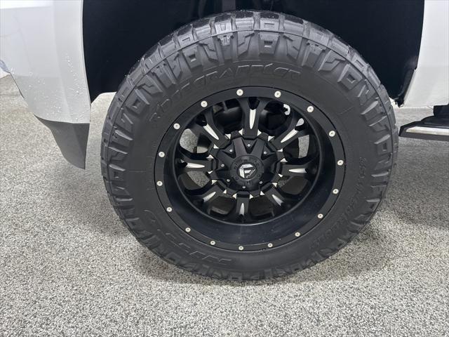 used 2019 Chevrolet Suburban car, priced at $39,990