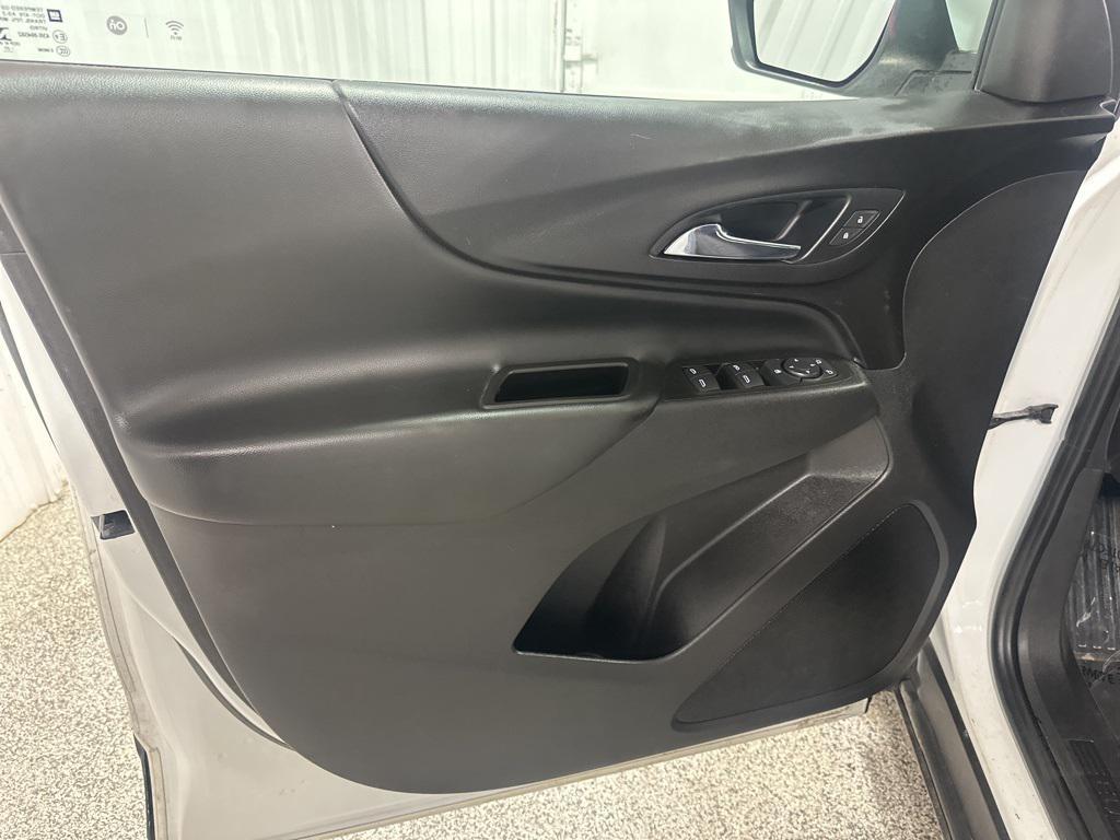 used 2021 Chevrolet Equinox car, priced at $19,294