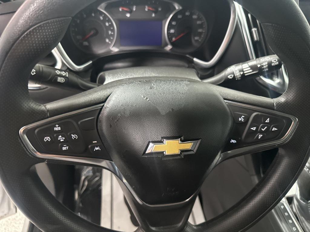 used 2021 Chevrolet Equinox car, priced at $19,294