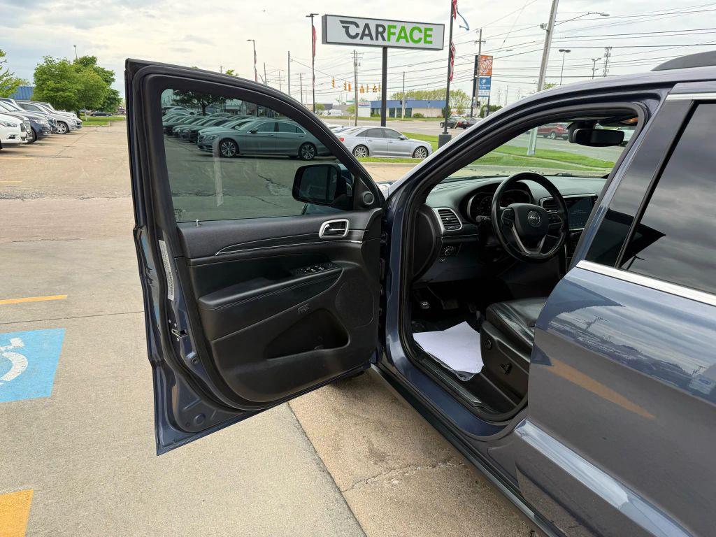 used 2020 Jeep Grand Cherokee car, priced at $17,990