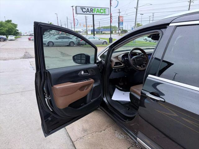 used 2017 Chrysler Pacifica car, priced at $14,990
