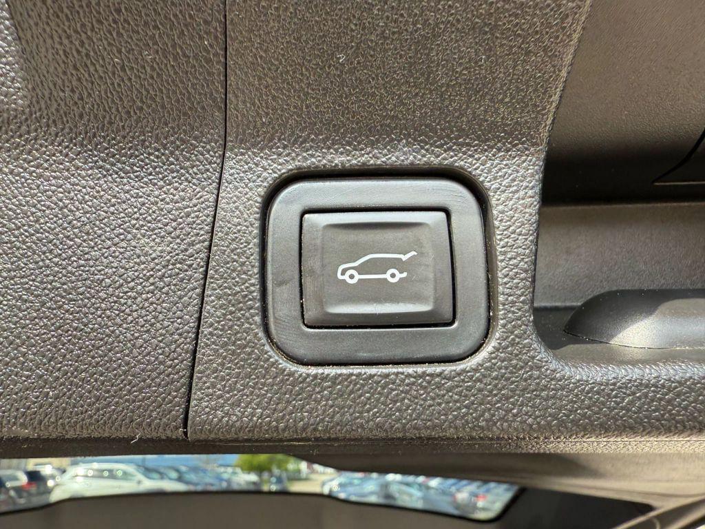 used 2020 GMC Acadia car, priced at $18,990
