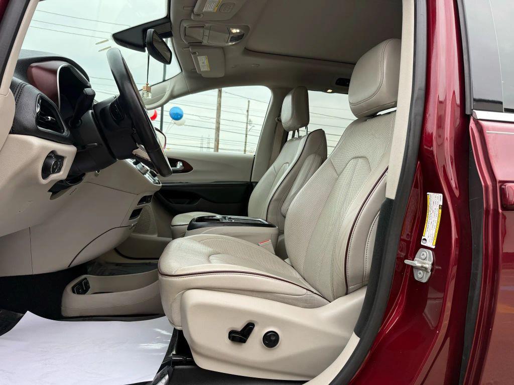 used 2020 Chrysler Pacifica car, priced at $18,350
