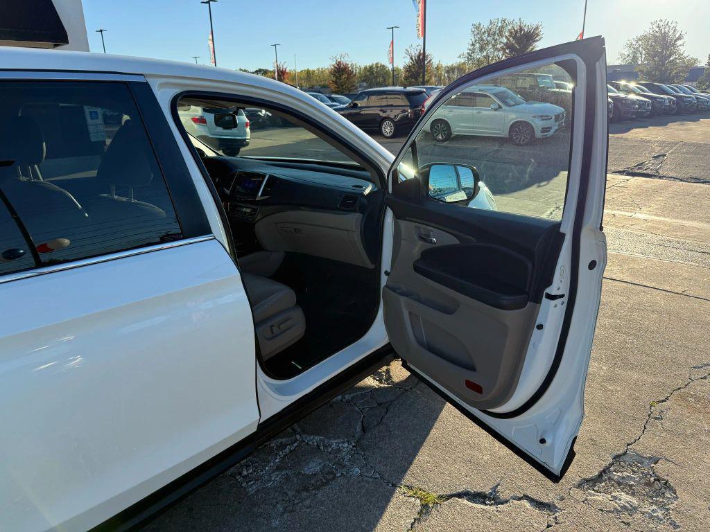 used 2016 Honda Pilot car, priced at $14,650