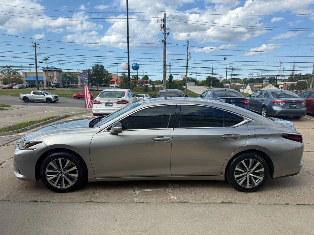 used 2020 Lexus ES 350 car, priced at $26,250
