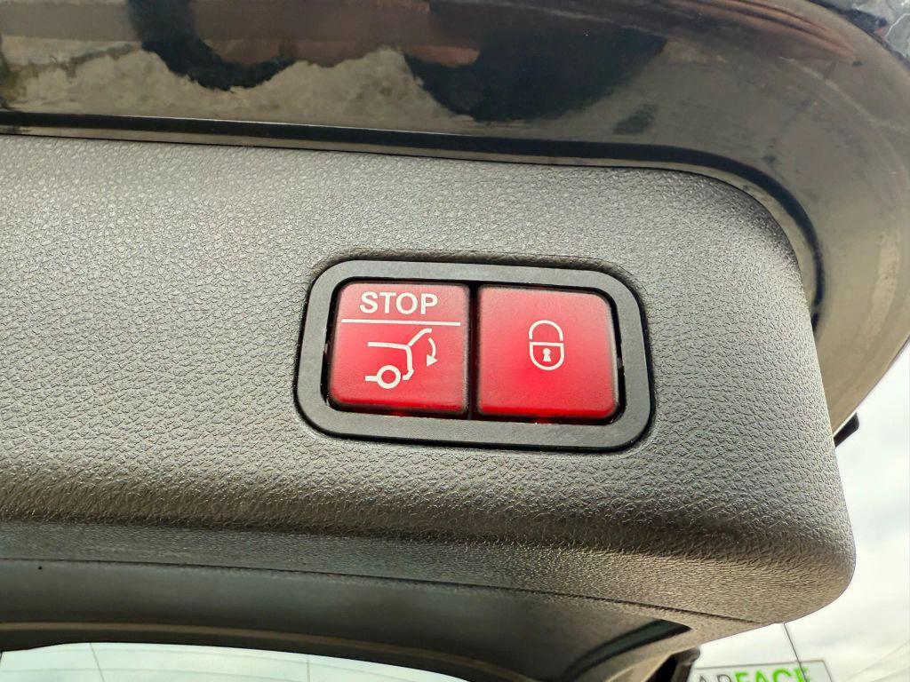 used 2019 Mercedes-Benz GLE 400 car, priced at $17,499