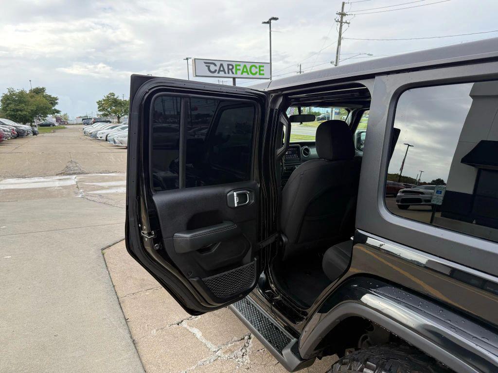 used 2019 Jeep Wrangler Unlimited car, priced at $27,990