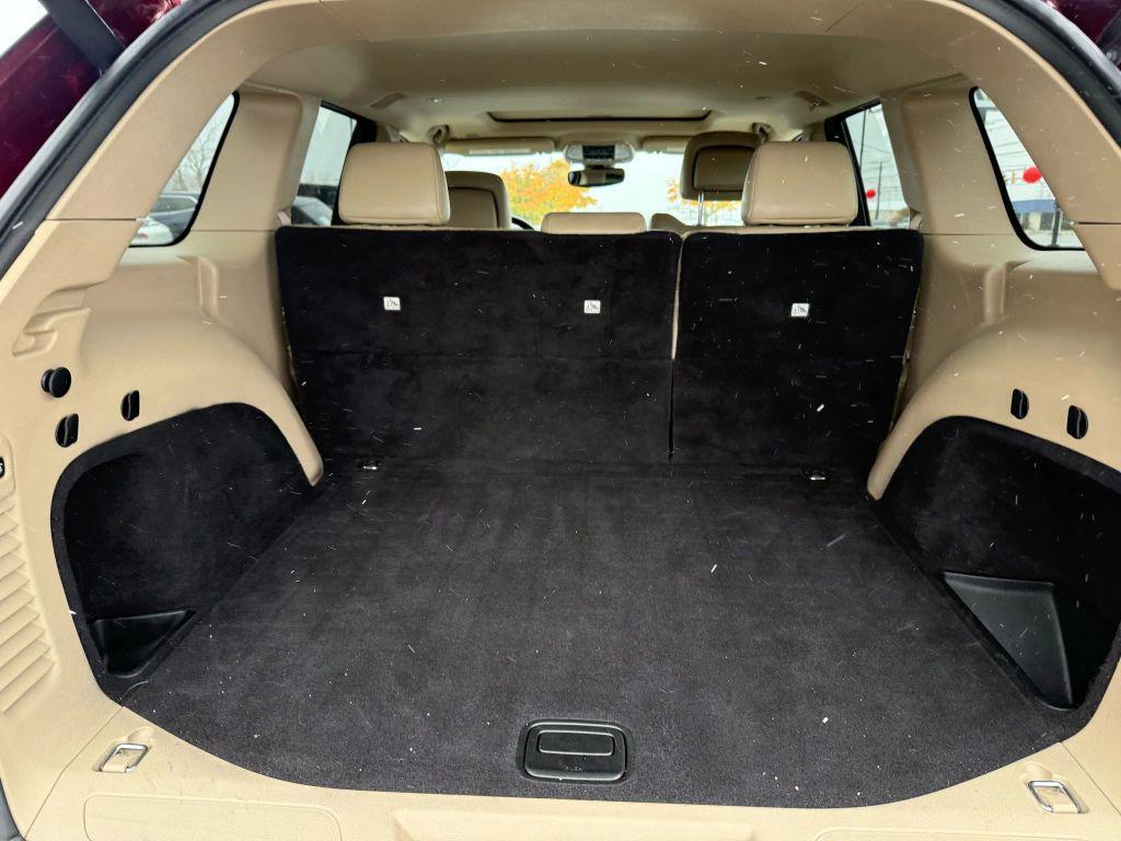 used 2020 Jeep Grand Cherokee car, priced at $17,499