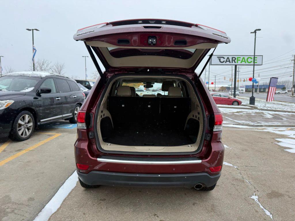 used 2020 Jeep Grand Cherokee car, priced at $17,499