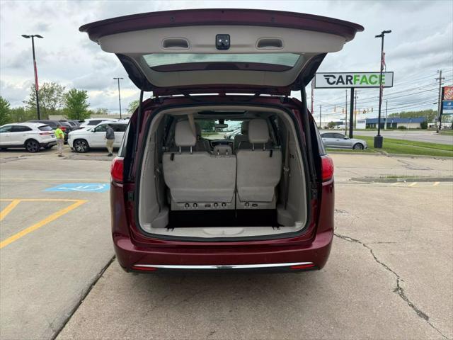 used 2020 Chrysler Pacifica car, priced at $16,499