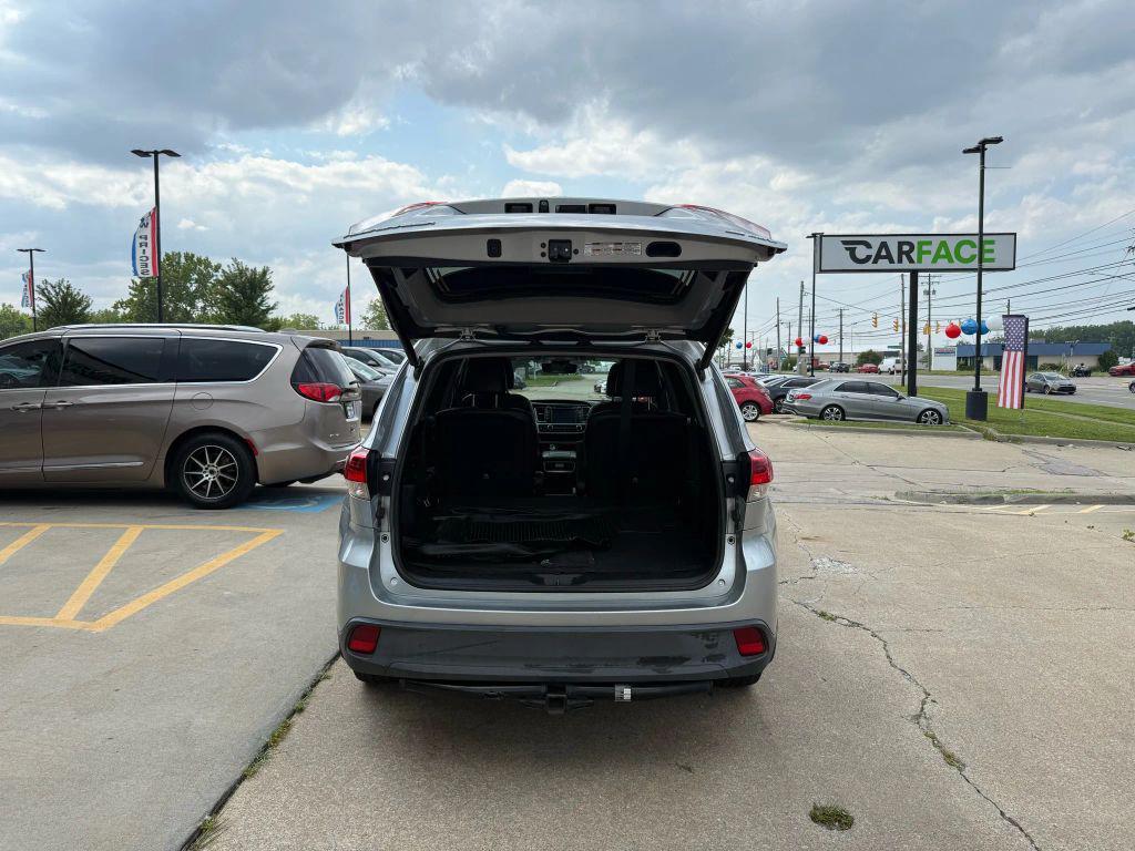 used 2017 Toyota Highlander car, priced at $16,990