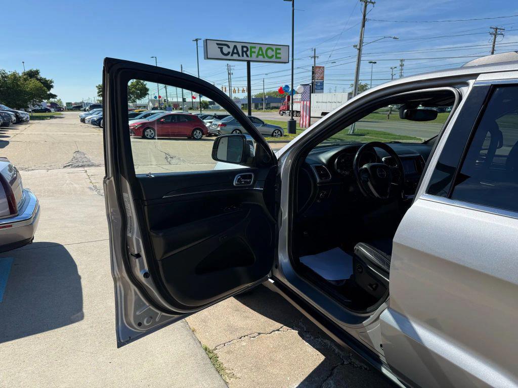 used 2018 Jeep Grand Cherokee car, priced at $12,750