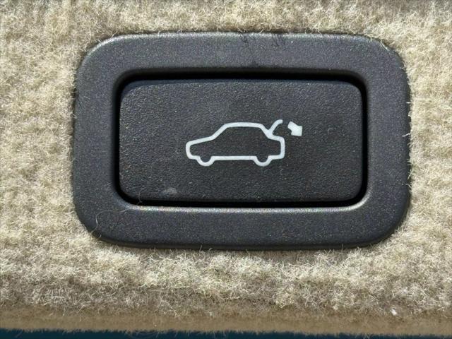 used 2015 Volvo XC60 car, priced at $13,499