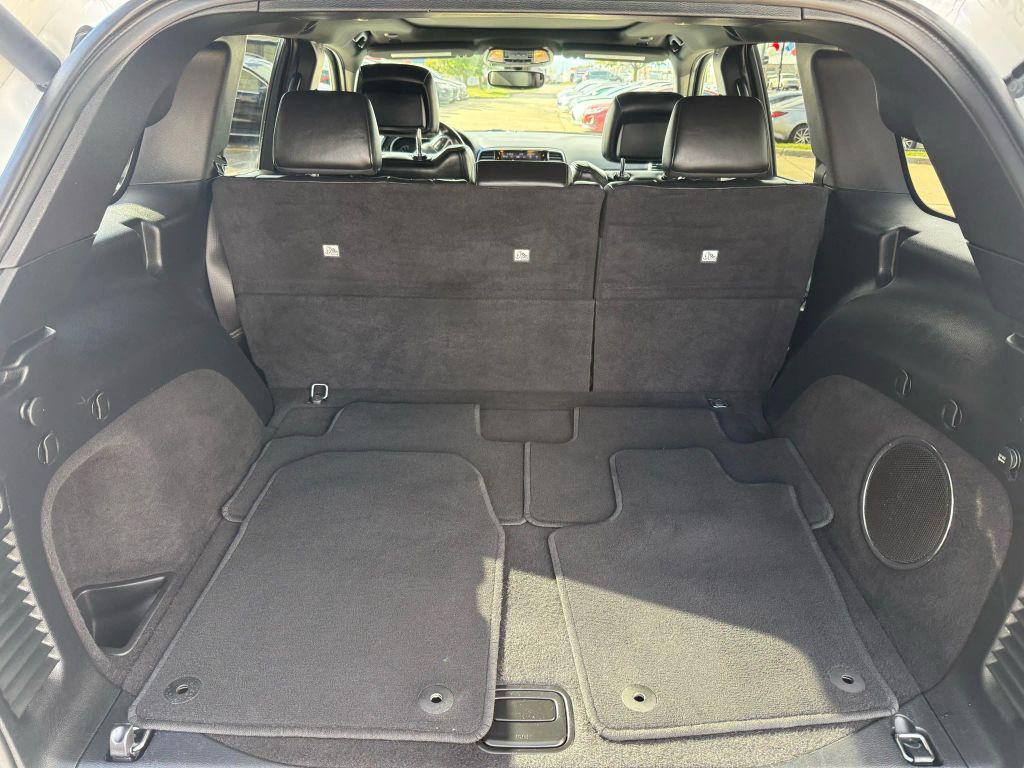 used 2020 Jeep Grand Cherokee car, priced at $17,250
