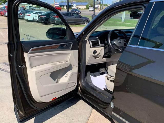 used 2019 Volkswagen Atlas car, priced at $19,499