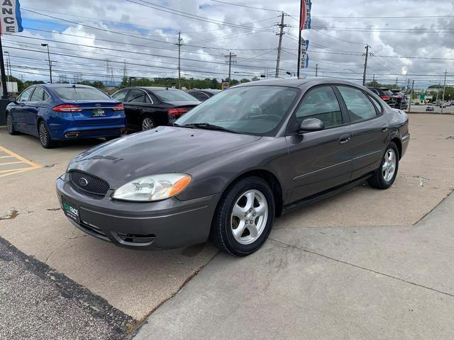 used 2004 Ford Taurus car, priced at $2,499