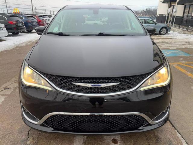 used 2020 Chrysler Pacifica car, priced at $17,350