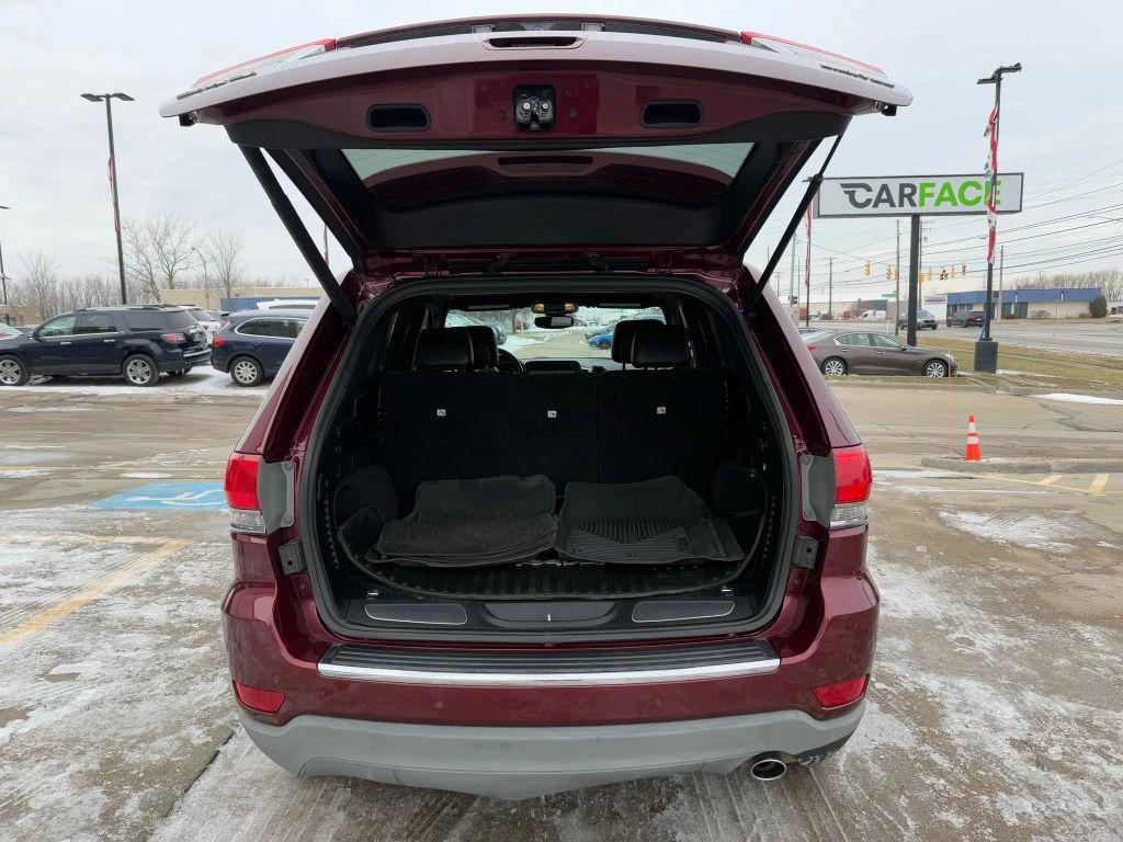 used 2017 Jeep Grand Cherokee car, priced at $14,250